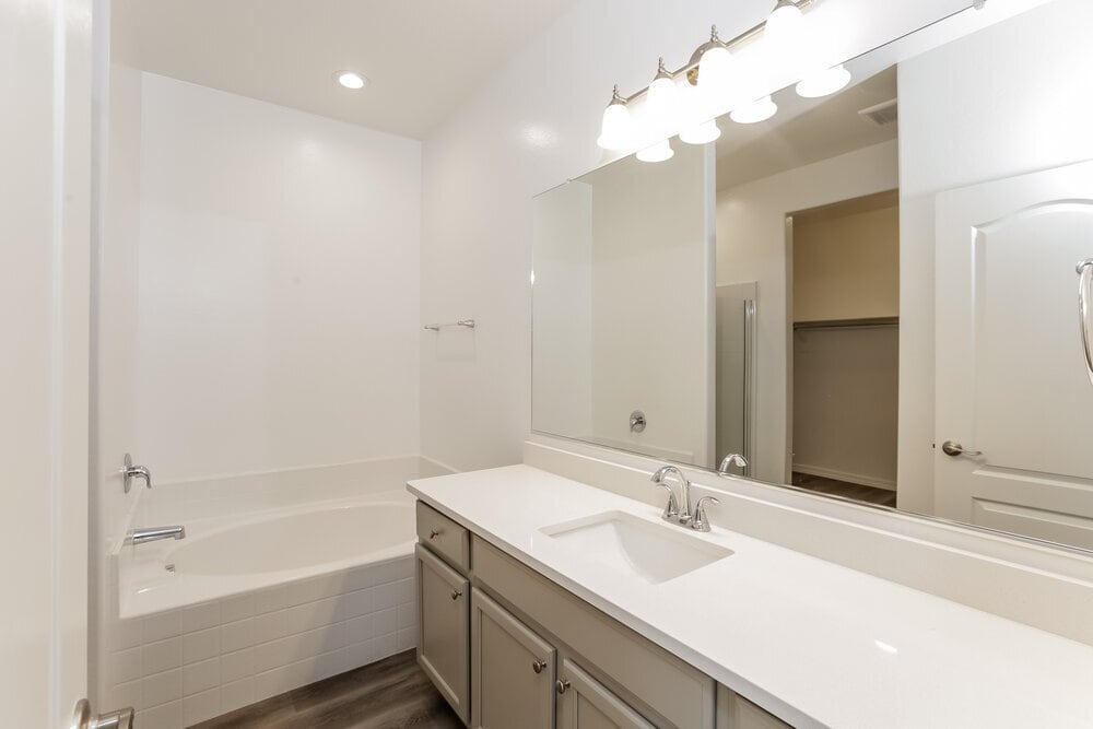 Building Photo - 8139 W Atlantis Way