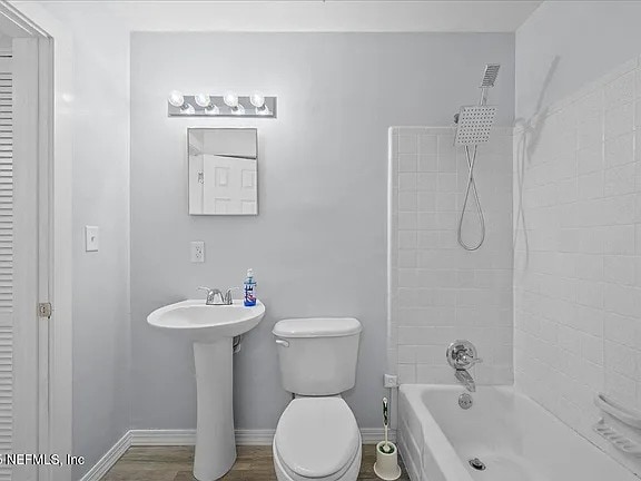 Building Photo - 1604 Husson Ave