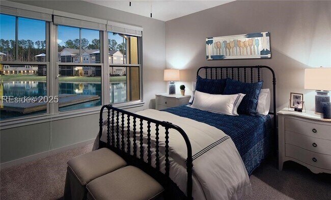 Building Photo - 11 Parklands Dr