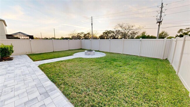 Building Photo - 17034 Yellow Pine St