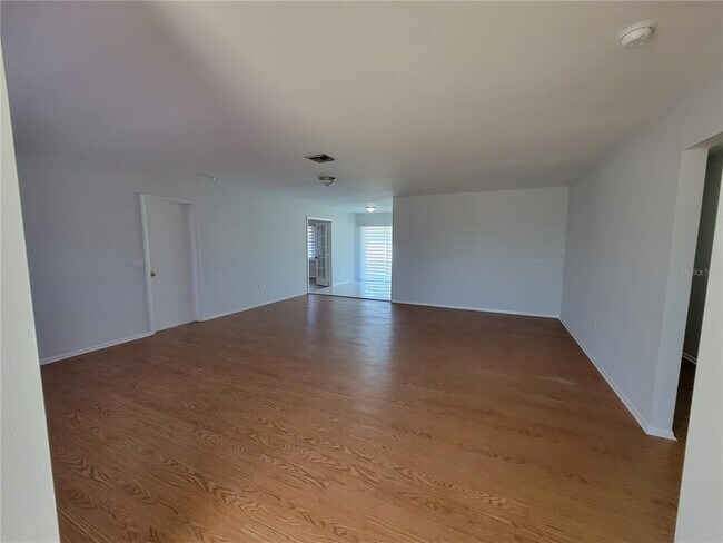 Building Photo - 3413 Port Charlotte Blvd