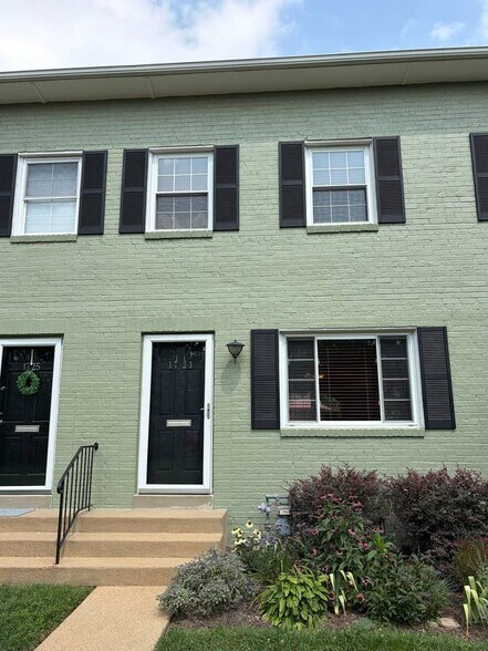 Facade garden bed maintained by management - 1723 N Cliff St
