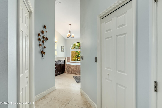 Building Photo - 3789 Peacock Dr