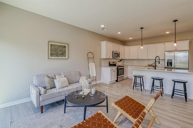 Building Photo - 27414 E Oak Vw Dr