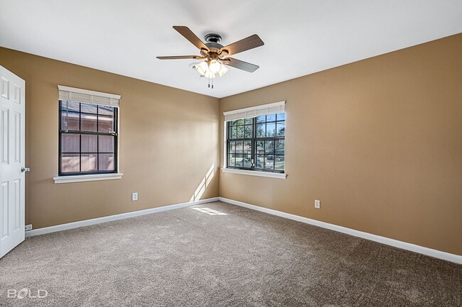 Building Photo - 1213 Jane Ln