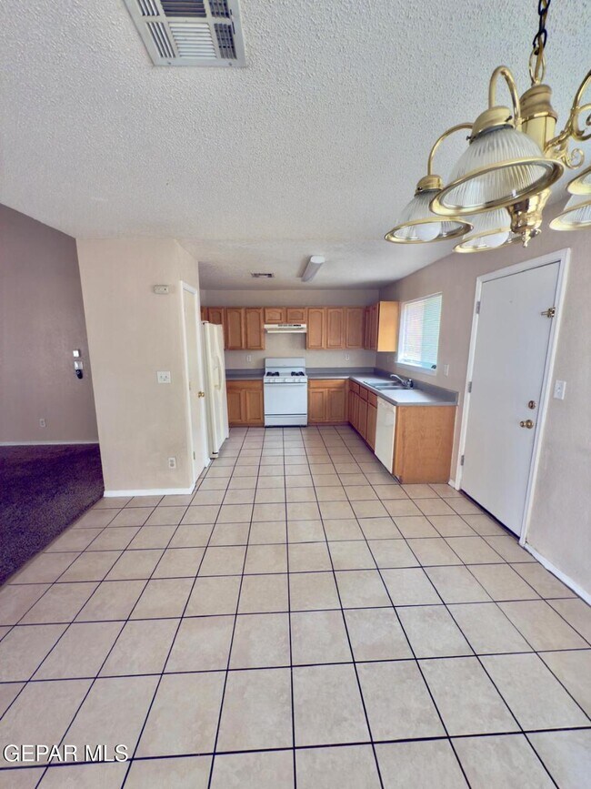 Building Photo - 12224 Tierra Maya Dr