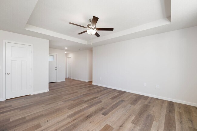 Building Photo - 2565 S Cheri Dr