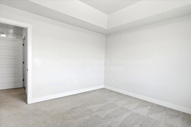 Building Photo - 4173 S 2825 W