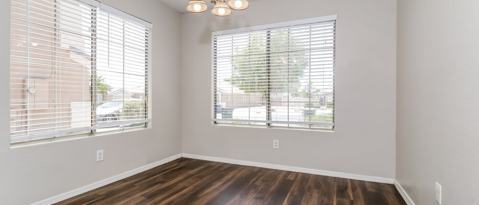 Building Photo - 14405 N 125th Dr