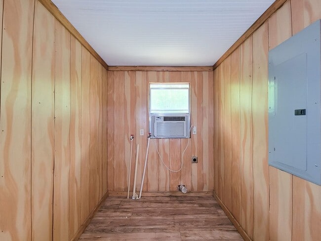 Building Photo - 20272 Forest Woods Ln