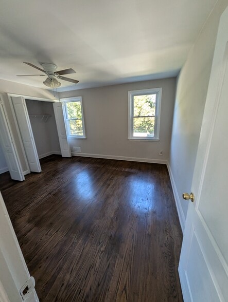 Building Photo - 3831 Shannon Dr