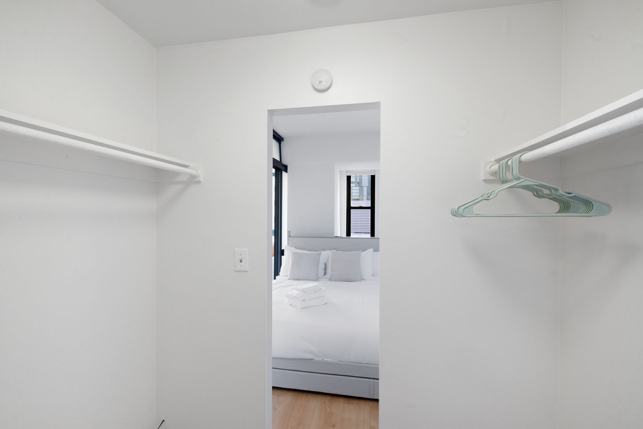 Building Photo - 1 Daniel Burnham Court