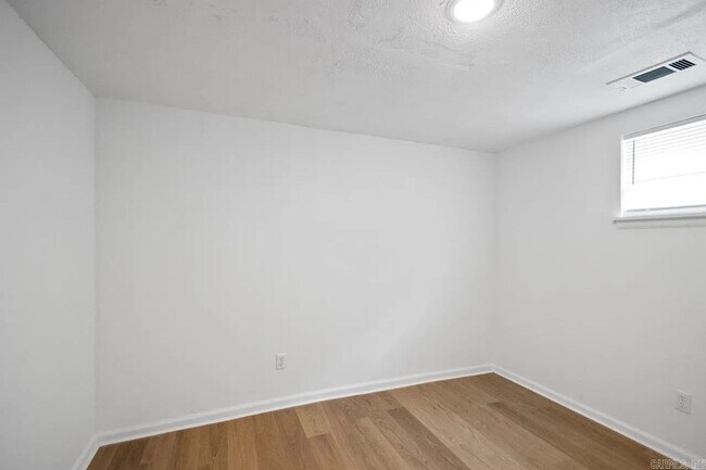 Building Photo - 3BR/1BA Home for Rent in Jacksonville, AR!