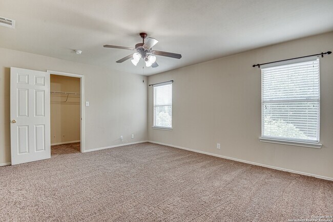 Building Photo - 2637 Gallant Fox Dr