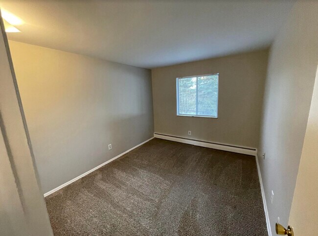 Unit 105 Bedroom - 22000 Beck Rd