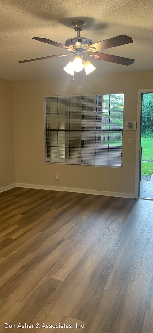 Building Photo - 2 br, 1 bath House - 465 Forestway Circle ...
