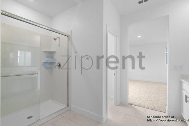 Building Photo - 4785 Happy Hallow Dr