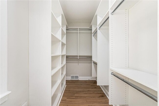 Building Photo - 2794 Mitchell Dr