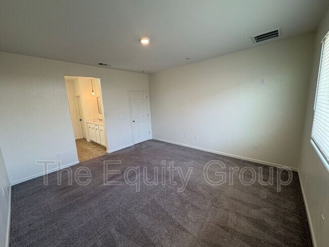 Building Photo - 2240 S Lebec St