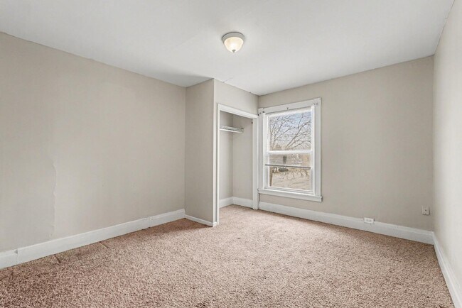 Building Photo - 49 National Ave NW