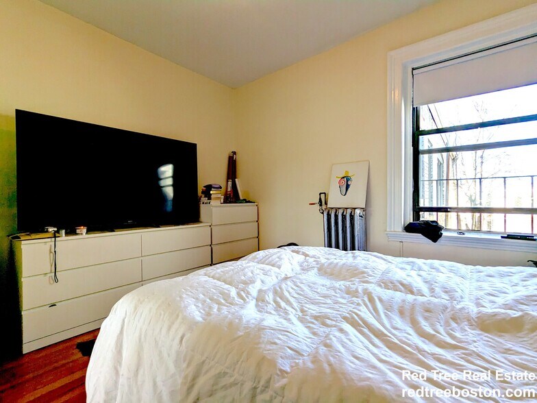 Building Photo - 23 Brighton Ave