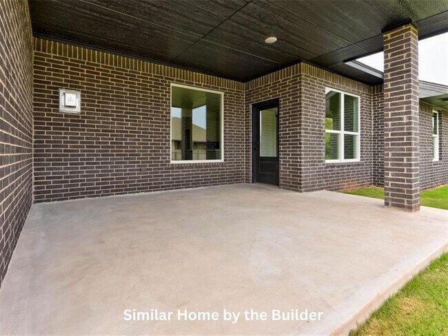 Building Photo - 1945 W Crossbow Way