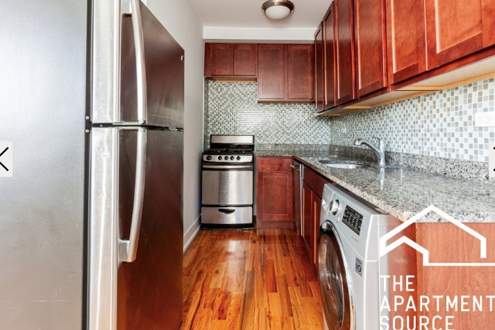 Building Photo - 555 W Arlington Pl