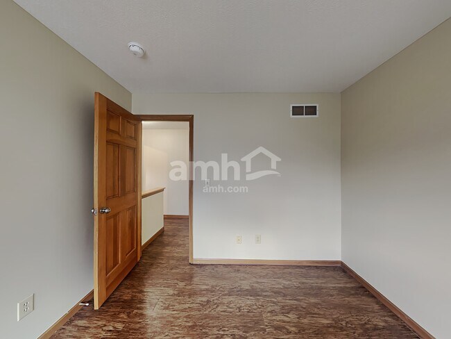 Building Photo - 1810 Penwood Pl