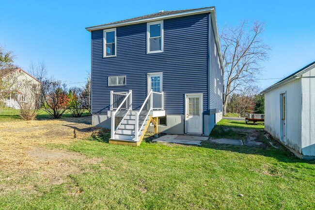 Building Photo - 3 Platt St