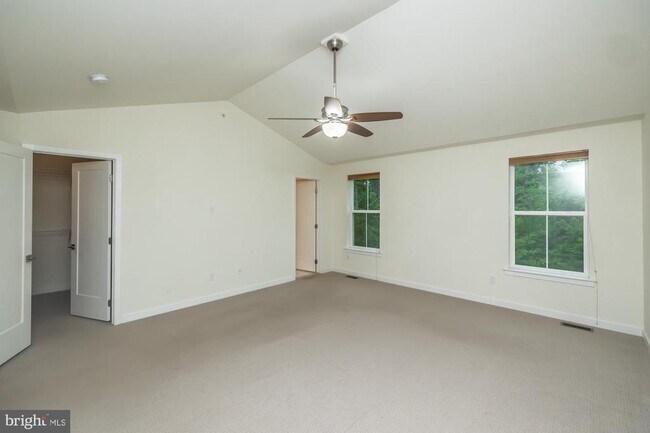 Building Photo - 401 Wynstone Ct