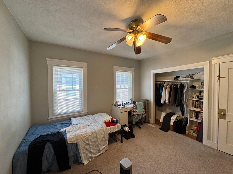 Building Photo - 20 Benton Rd