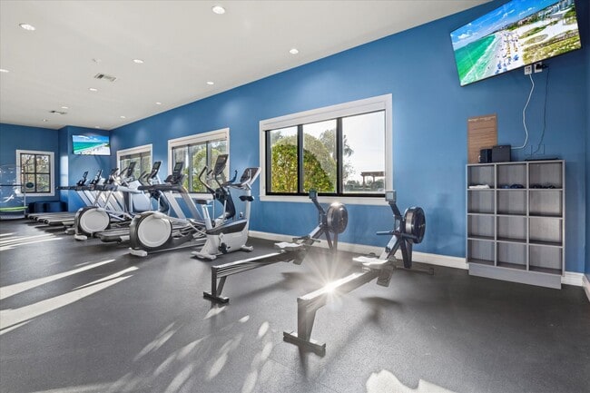 Building Photo - 5709 Silver Sun Dr