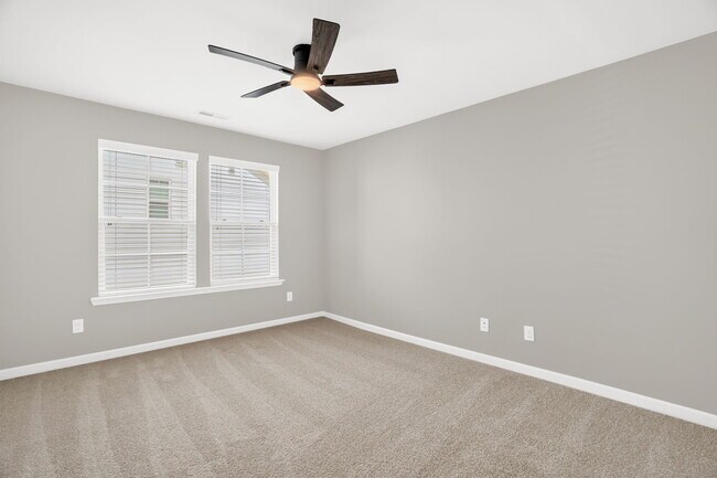 Building Photo - 602 Applecross Dr