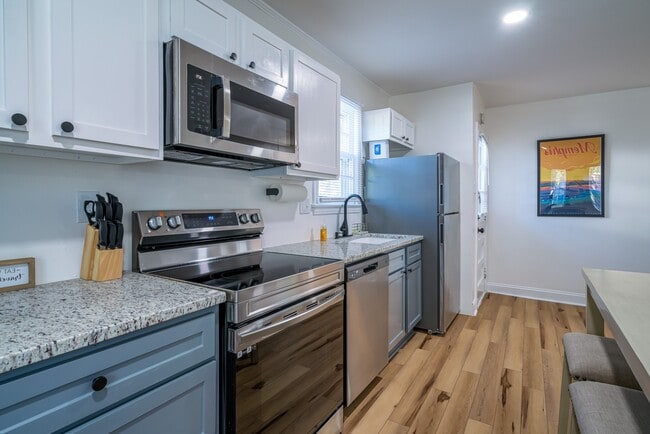 Building Photo - 3926 Brennan Dr