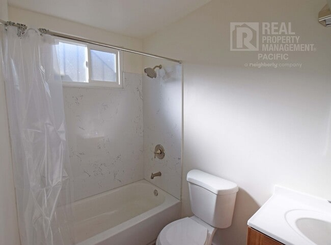 Building Photo - 2041 36th Ave