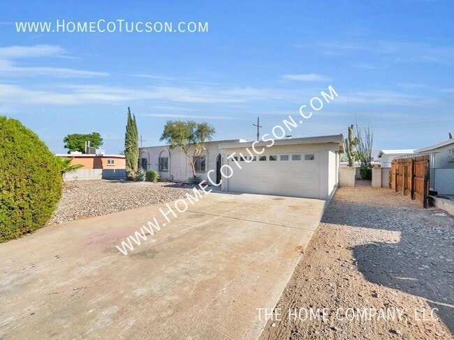 Building Photo - 8509 E Beverly St