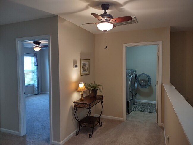 Building Photo - Amazing Four Bedroom Home with GREAT Commu...