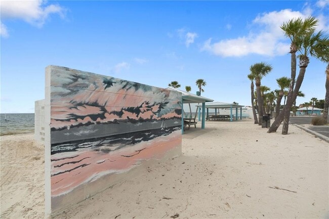 Building Photo - 5008 S Shore Dr