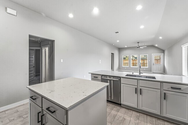 Building Photo - 2623 Rusty Carabeen Ct