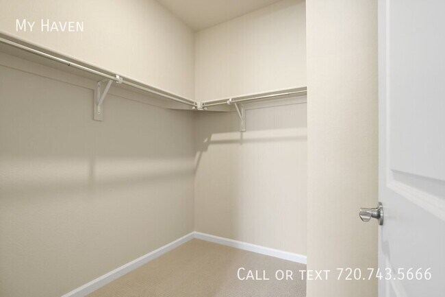 Building Photo - 1320 Hoyt St