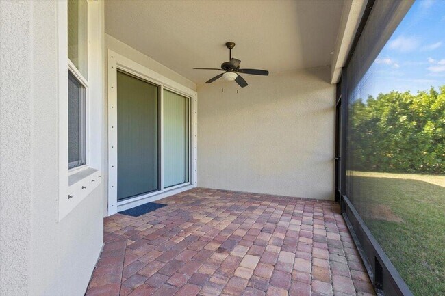Building Photo - 12133 SW Aventino Dr
