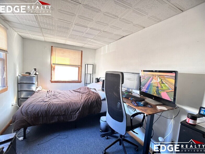 Building Photo - 41 Ashford St