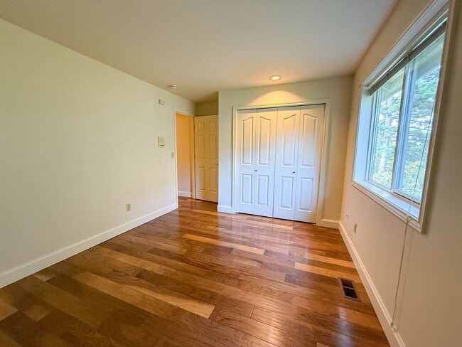 Building Photo - 4bd/3.25ba Seattle House