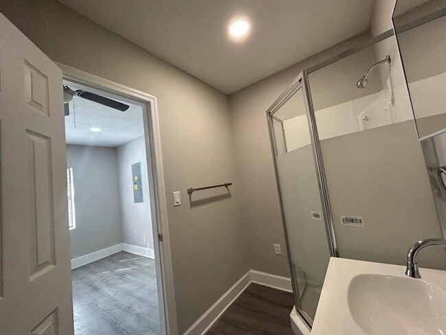 Building Photo - 8407 Lenova Ln