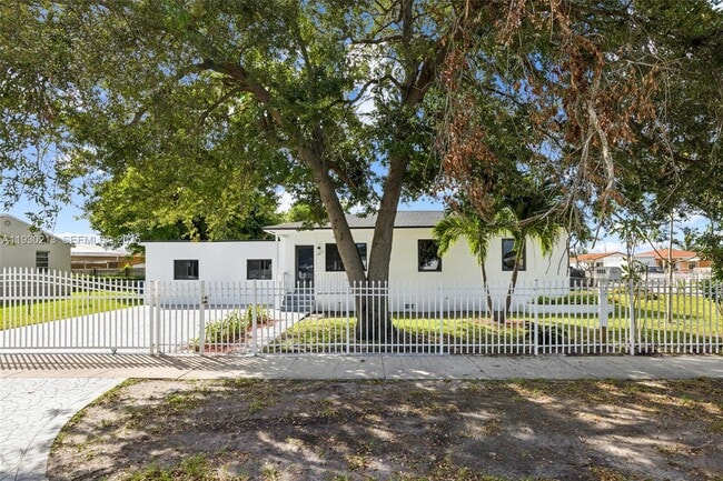 Building Photo - 9055 NW 33rd Ave