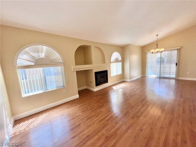 Building Photo - 7950 W Flamingo Rd