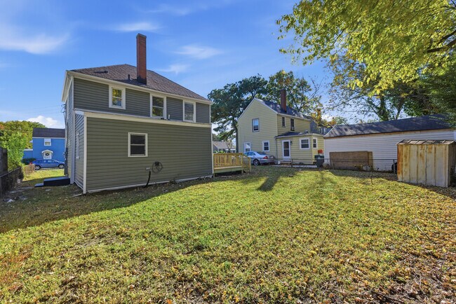 Building Photo - 961 17th St