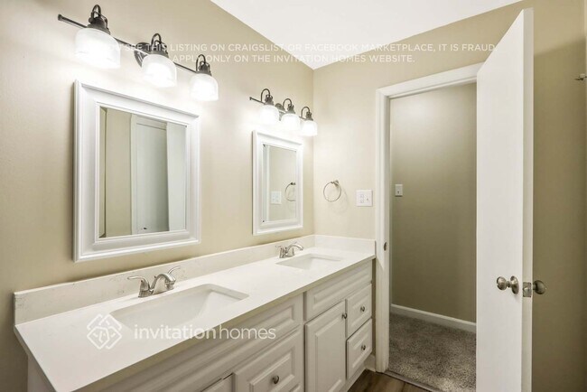 Building Photo - 6216 Bridlewood Ln