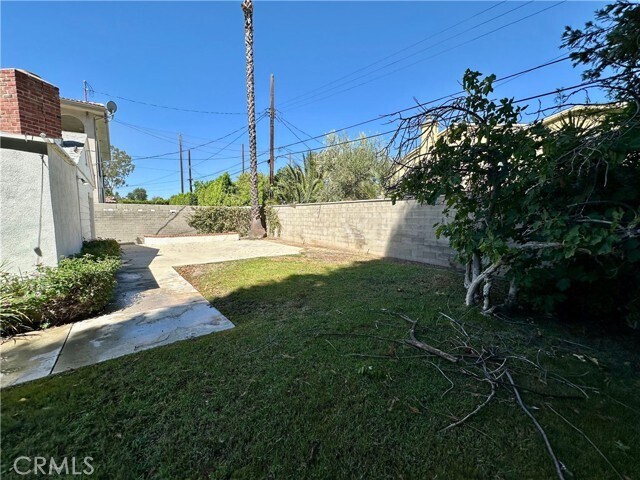Building Photo - 18263 Valley Vista Blvd