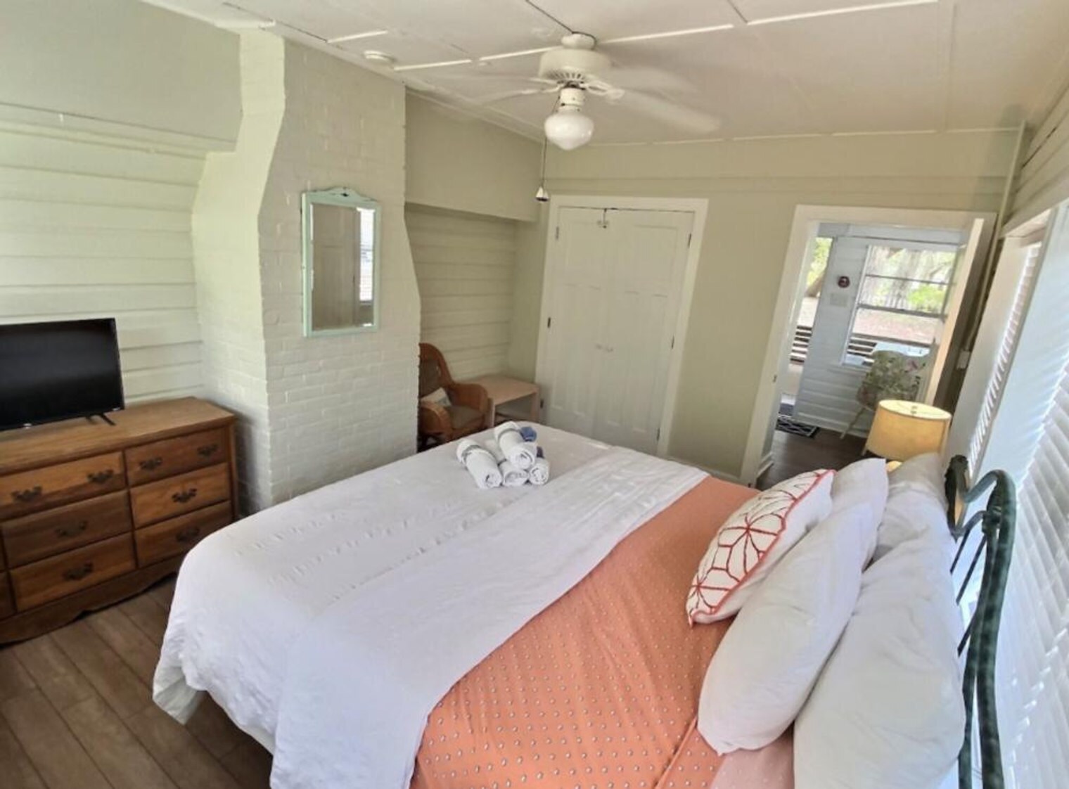 Building Photo - 11520 Council Ln